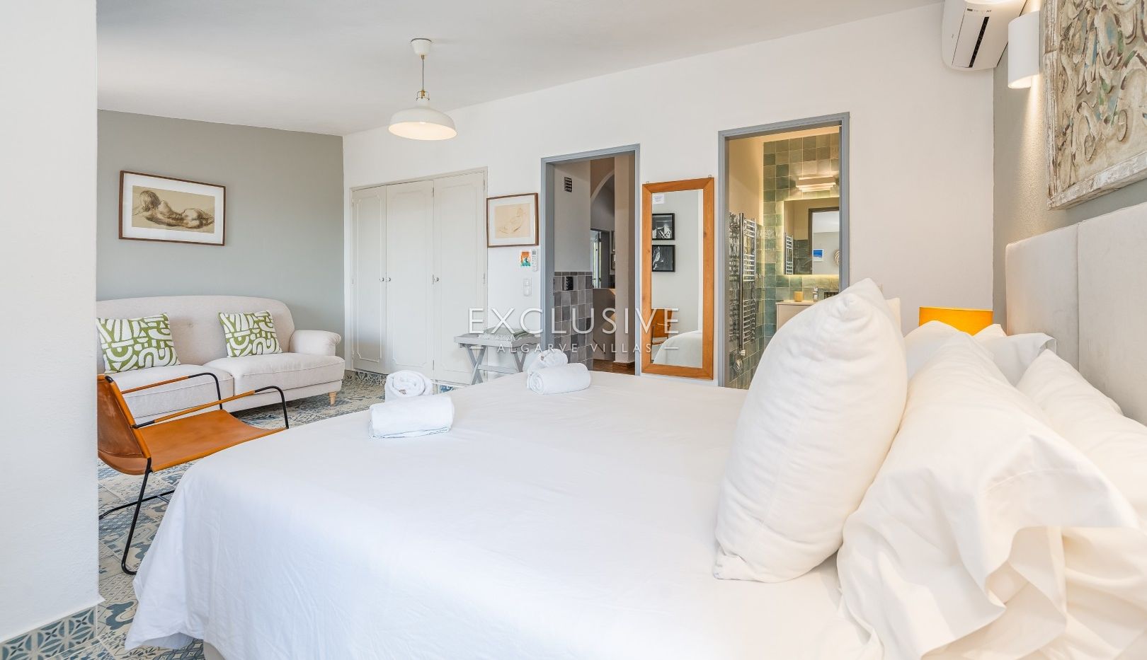 Villa rustique chic avec piscine et court de tennis près de Lagos