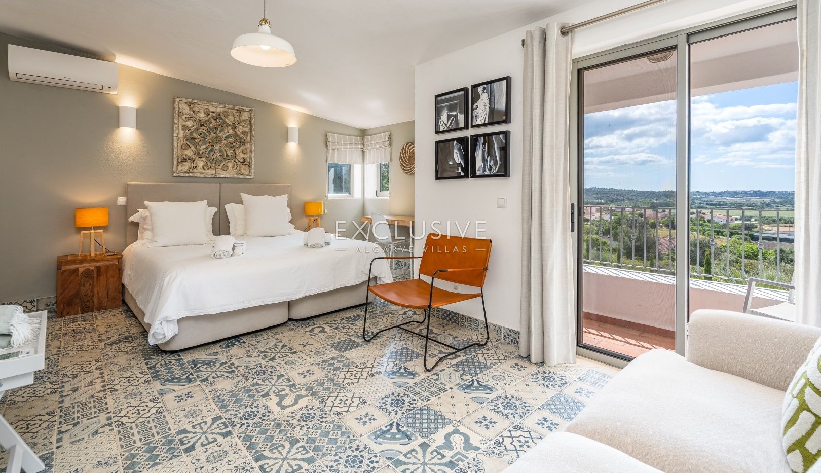 Villa rustique chic avec piscine et court de tennis près de Lagos
