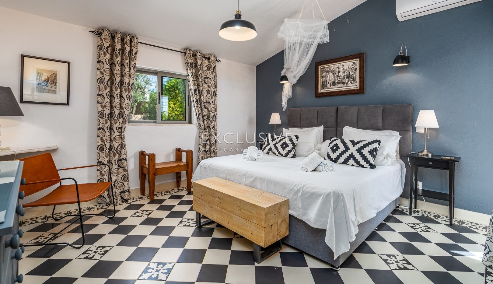 Villa rustique chic avec piscine et court de tennis près de Lagos