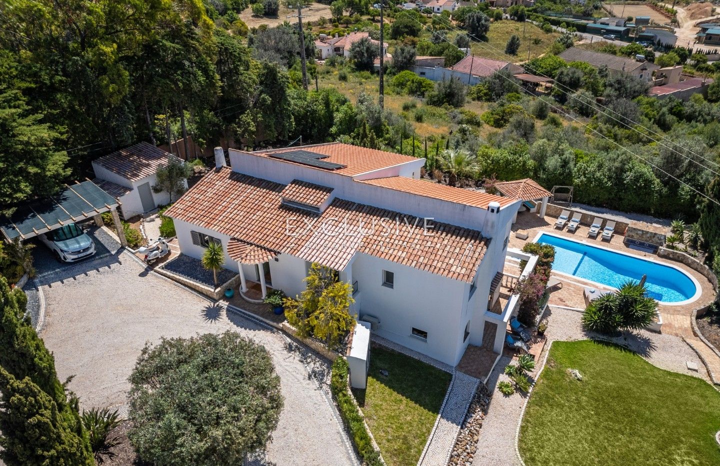 Villa rustique chic avec piscine et court de tennis près de Lagos