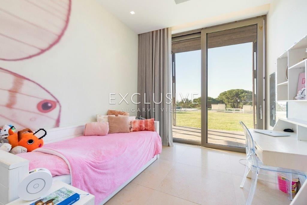Package deal of 2 contemporary villas with equestrian centre in Central Algarve-Portugal