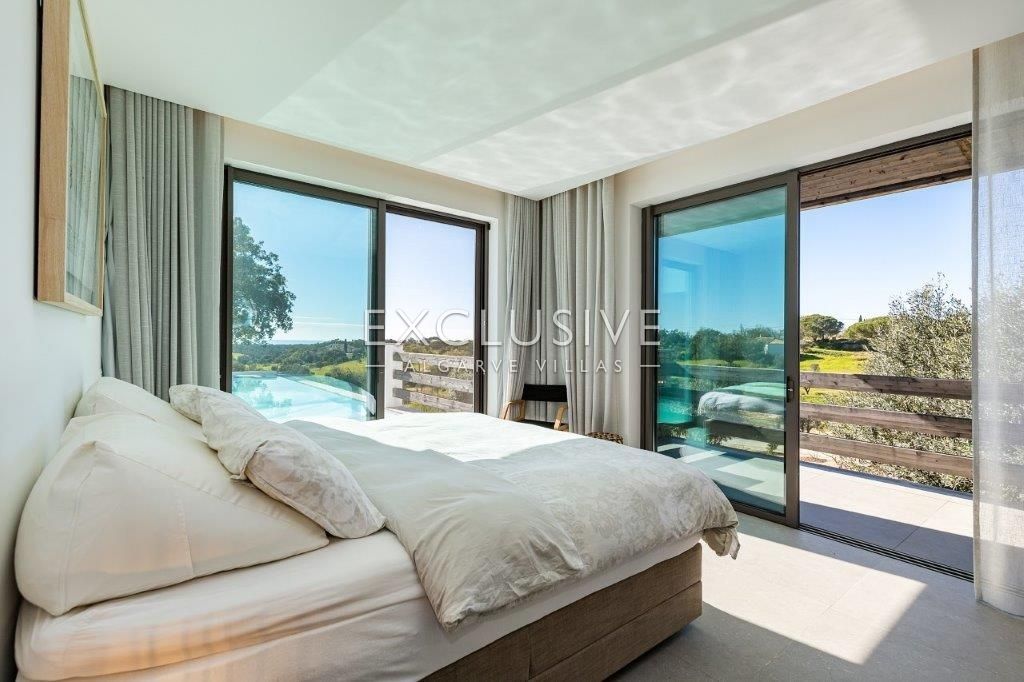 Package deal of 2 contemporary villas with equestrian centre in Central Algarve-Portugal