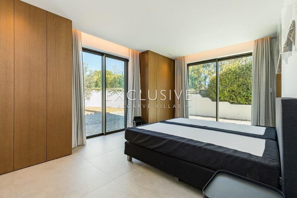 Package deal of 2 contemporary villas with equestrian centre in Central Algarve-Portugal