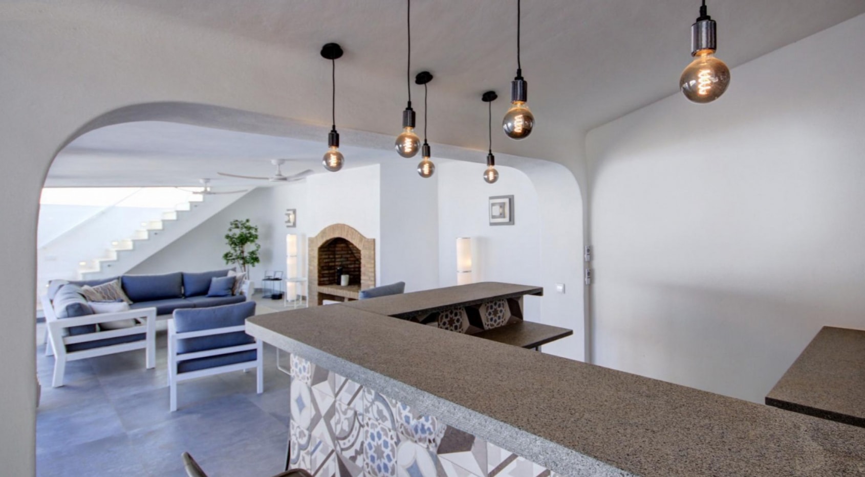 Charming villa a few steps from Carvoeiro center, sea view, Algarve