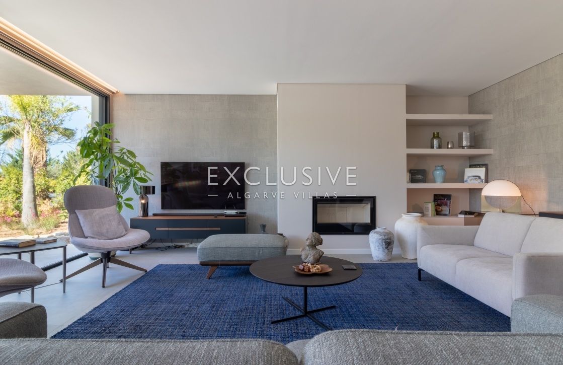 Moderne en luxe gloednieuwe villa in Ferragudo, Algarve