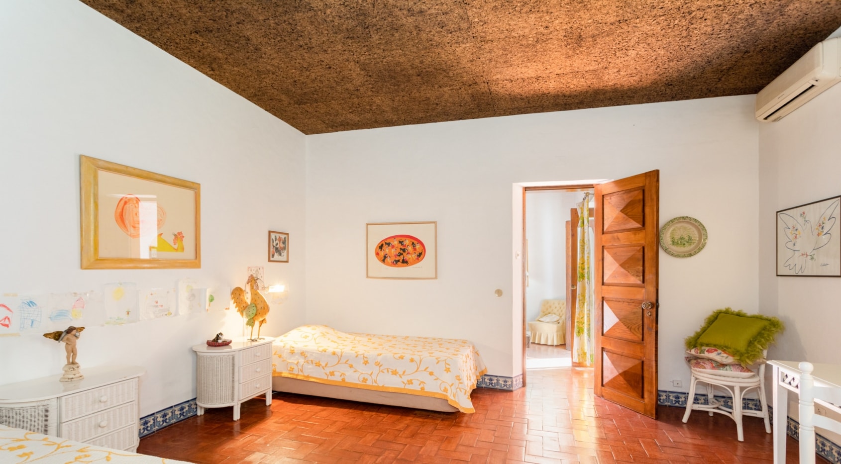 5-Schlafzimmer-Anwesen, nur wenige Gehminuten zum Strand, 3 ha. Land, Albufeira