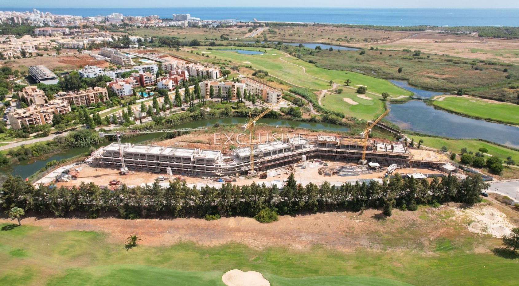 3 slaapkamer luxe eigentijds appartement in Vilamoura uitzicht op de golf