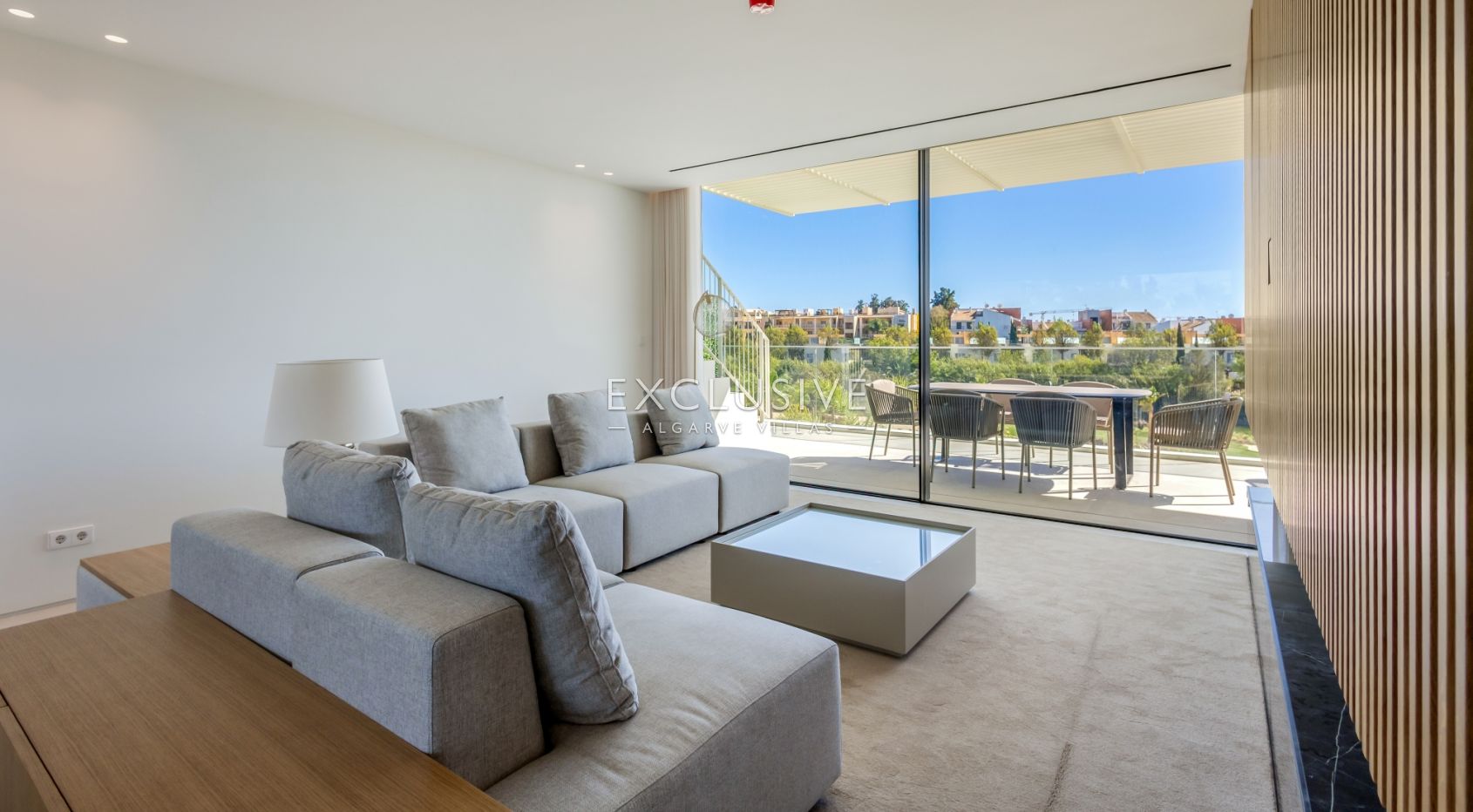 Luxurious 2 bedrooms apartments in closed condominium in Vilamoura, Central Algarve