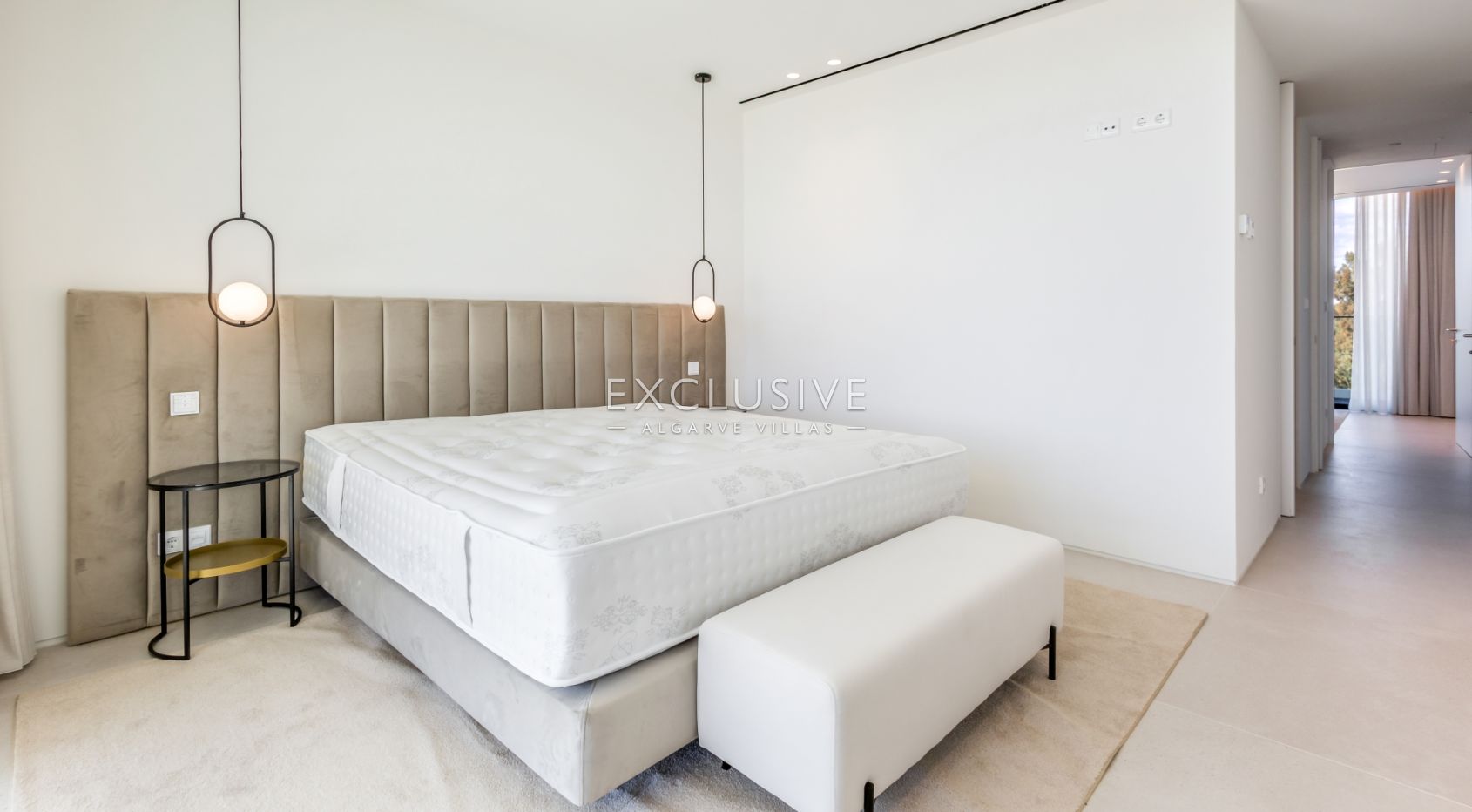 Luxurious 2 bedrooms apartments in closed condominium in Vilamoura, Central Algarve