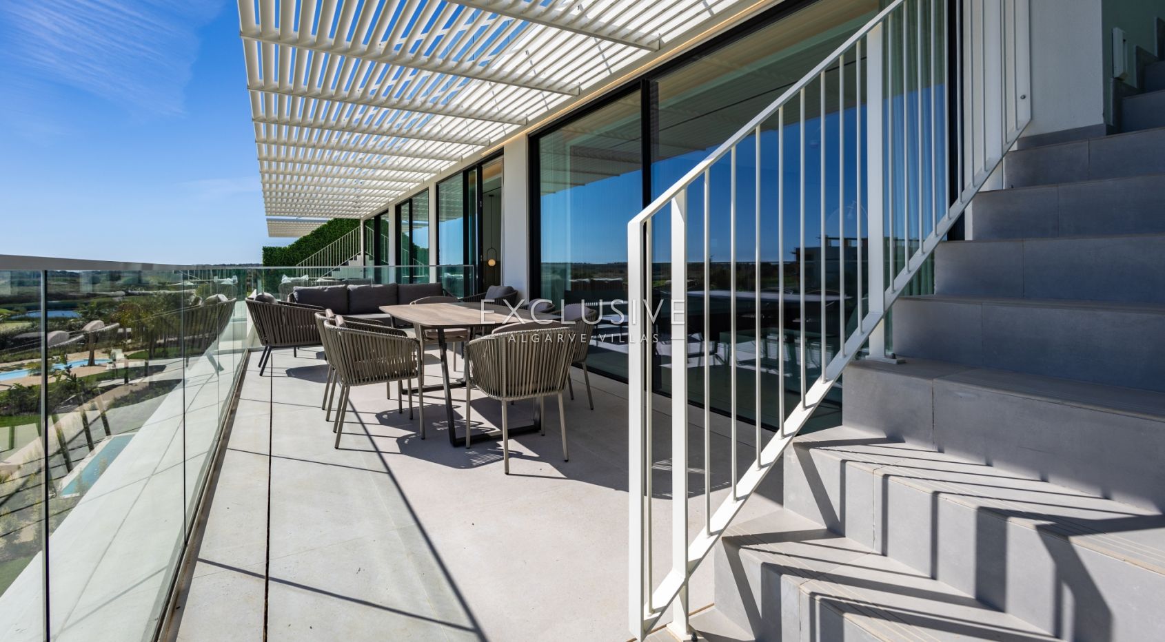 Luxurious 2 bedrooms apartments in closed condominium in Vilamoura, Central Algarve