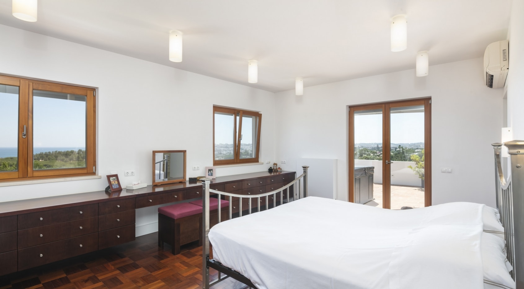 Quinta with exceptional sea views Lagos, Algarve
