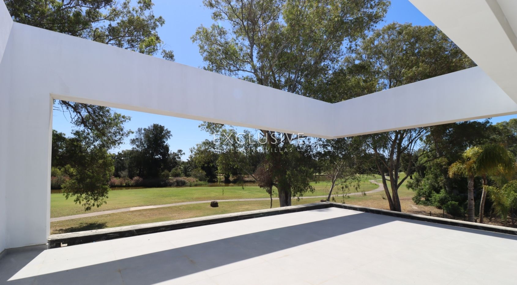 Zeitgenössische luxusvilla, 5 schlafzimmer, 1st line golf resort Penina, Algarve
