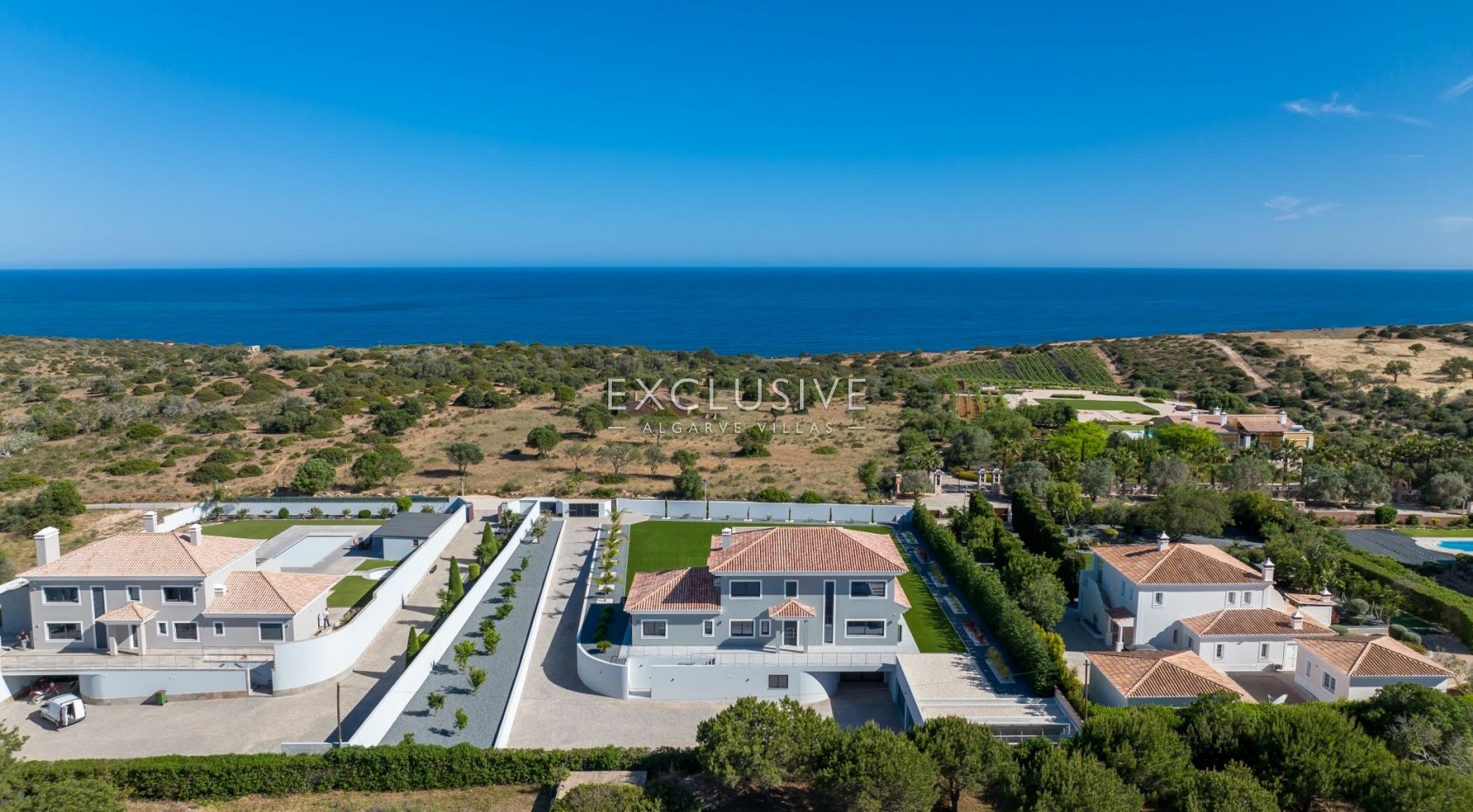 Large and modern, private villa with sea views, in Lagos