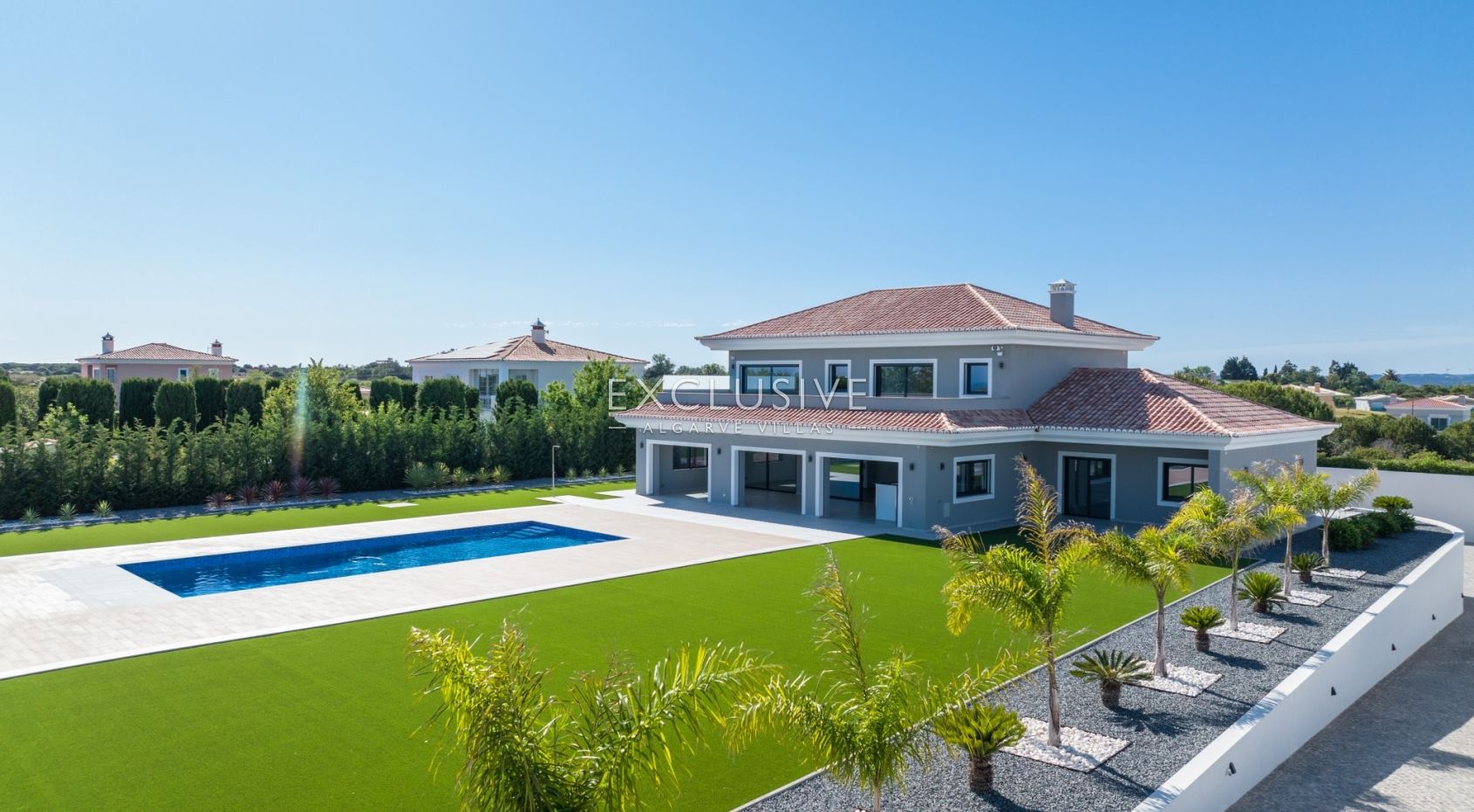 Large and modern, private villa with sea views, in Lagos
