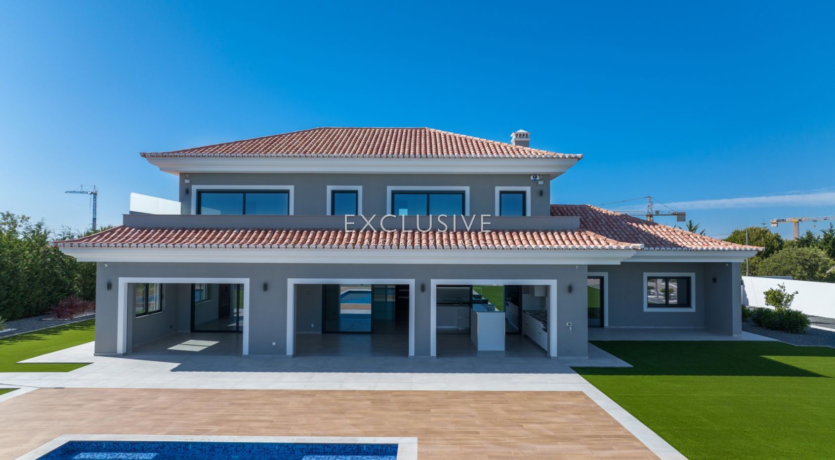 Large and modern, private villa with sea views, in Lagos