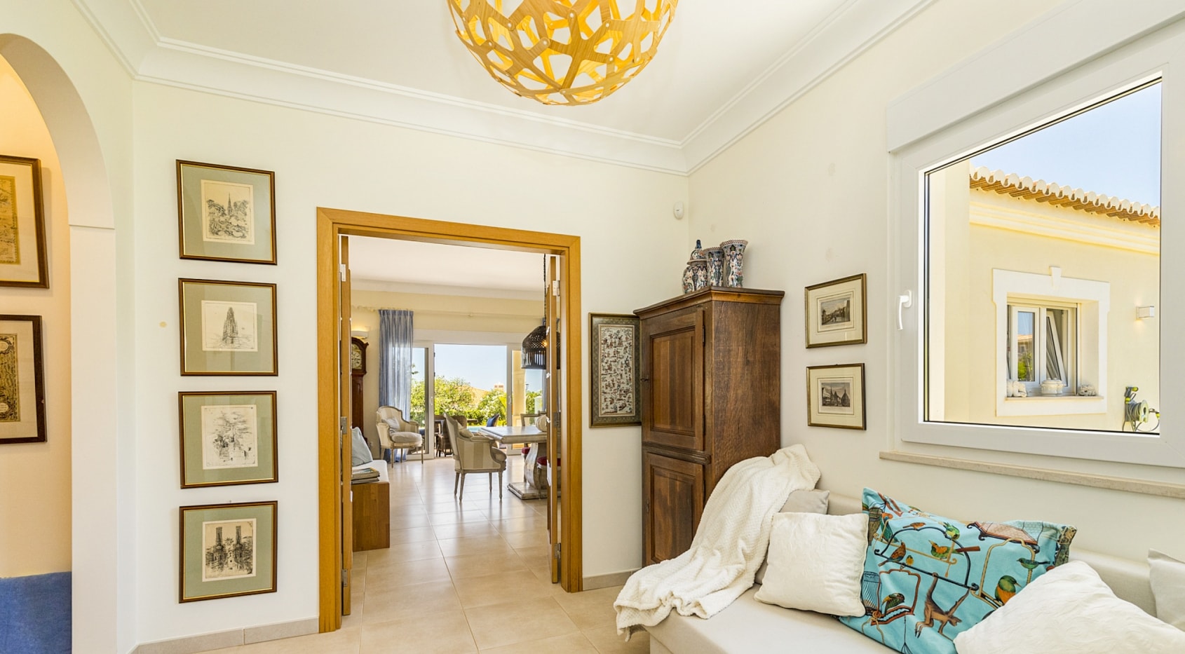 3 + 1 Bedroom villa with sea views in Praia da Luz