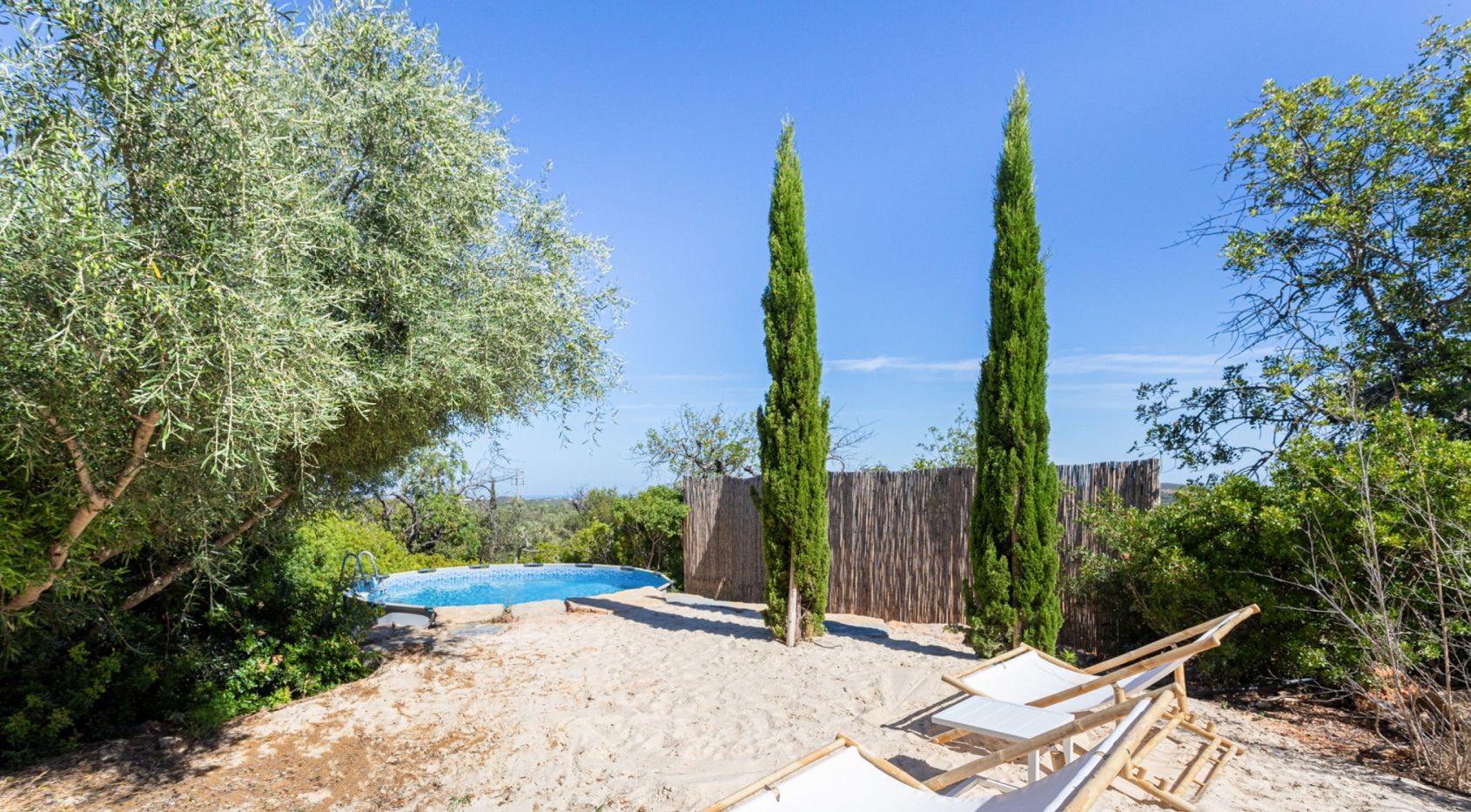 Large 3 +3 bedroom villa on large estate in Tavira, Algarve