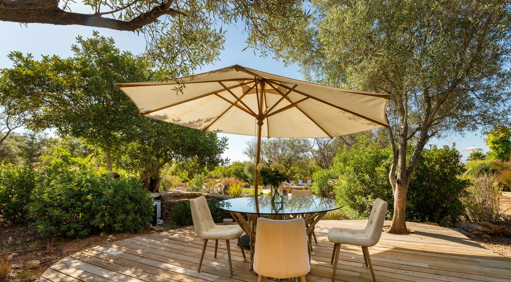 Large 3 +3 bedroom villa on large estate in Tavira, Algarve