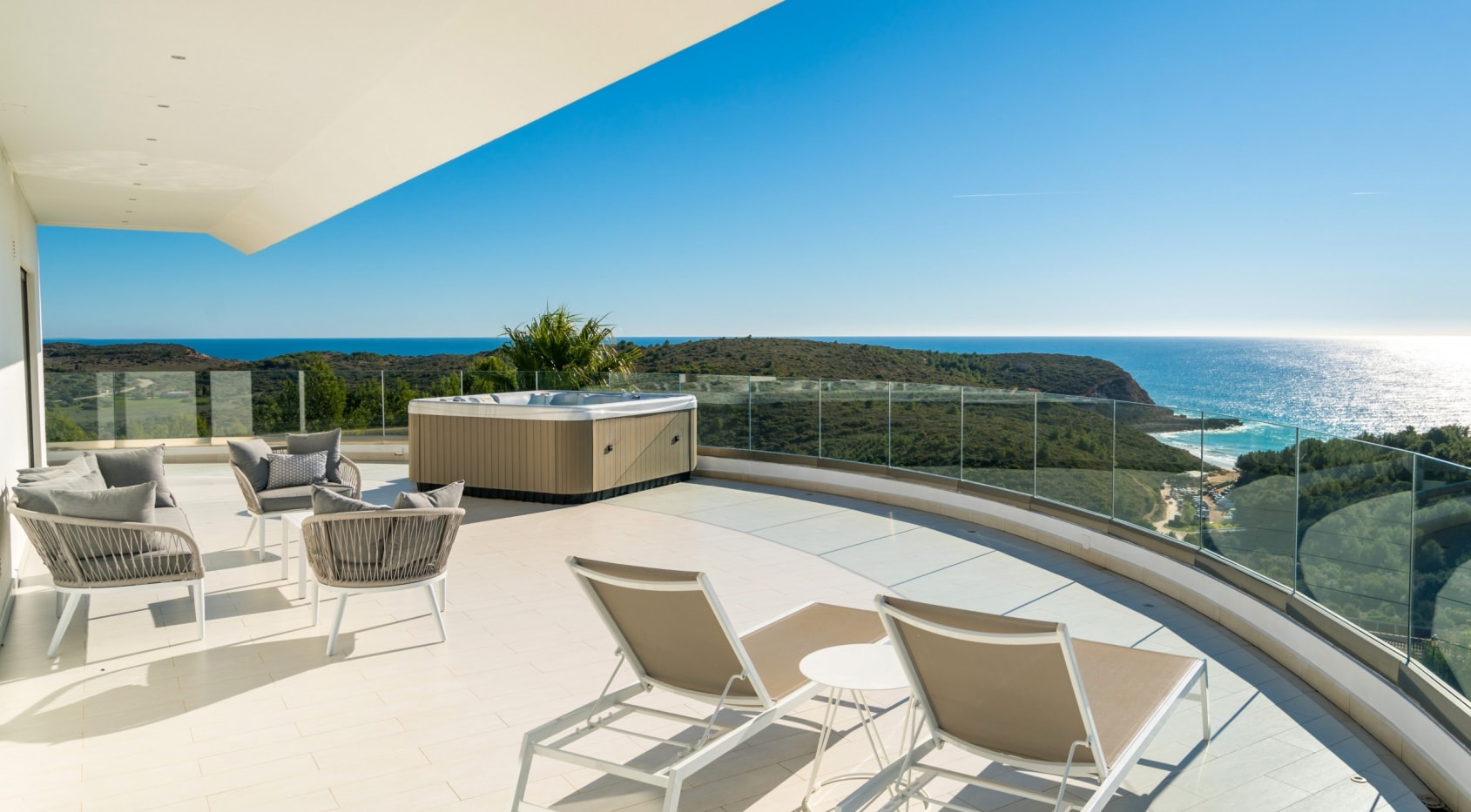3+2 Designer villa with stunning sea views,, West Algarve