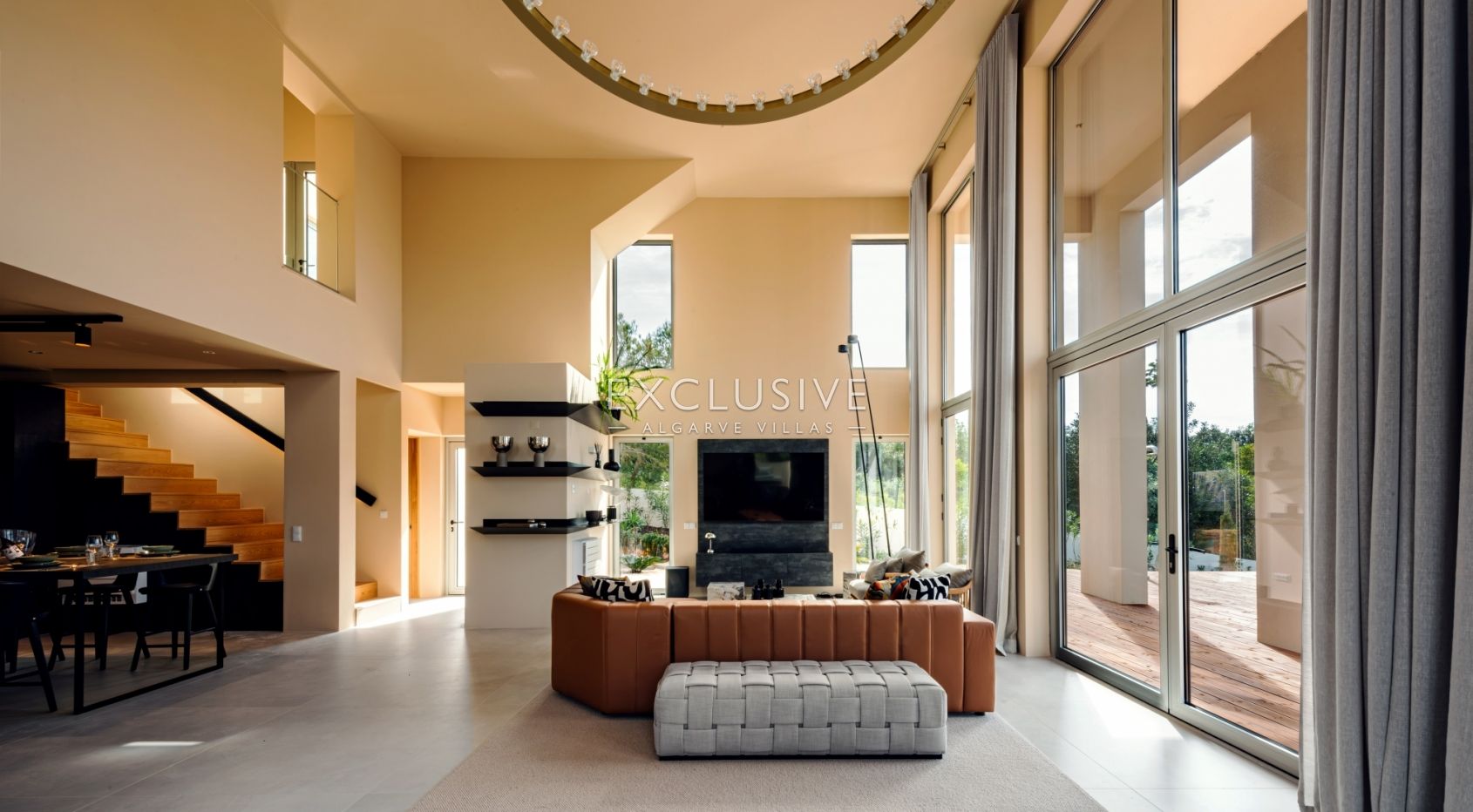 Moderne designvilla kopen met uitzicht op zee op loopafstand van Carvoeiro, Algarve