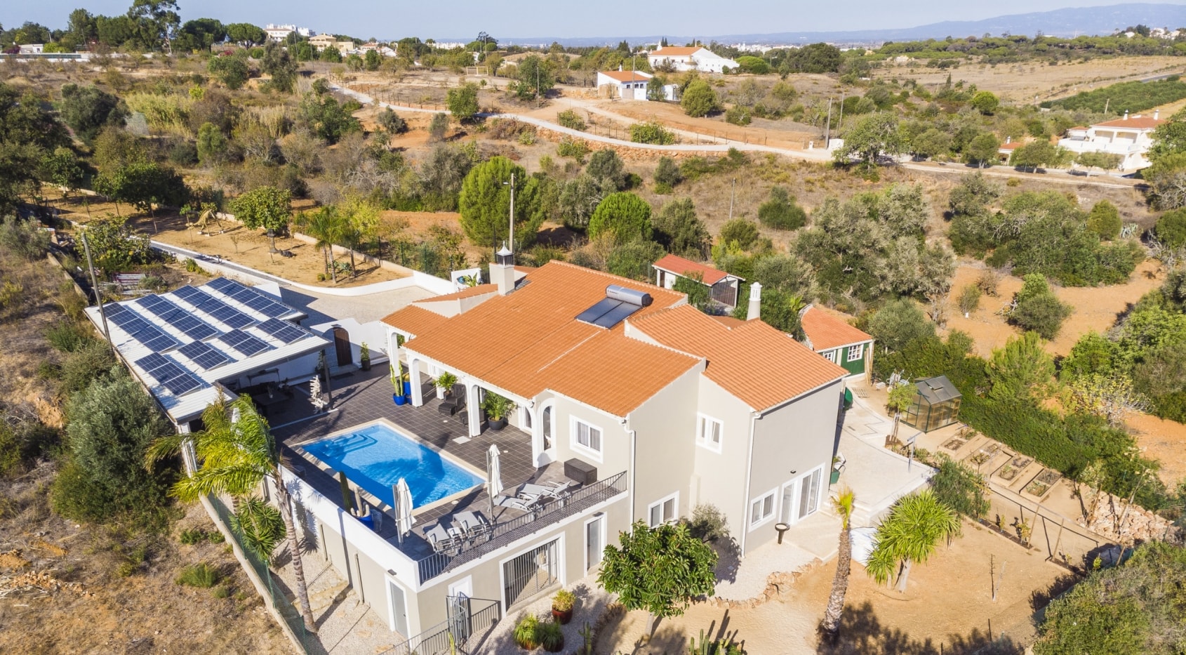 Charming 4 bedrooms Villa near Carvoeiro, Algarve