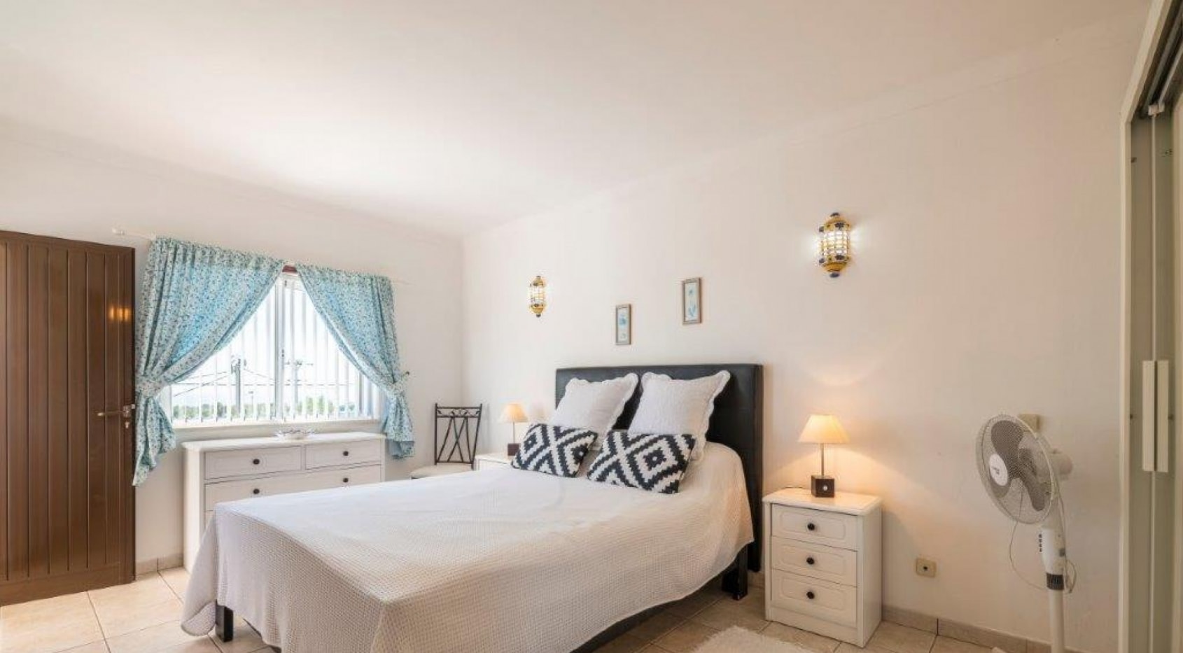 charming 3 bedroom + 1 with sea views, Alfanzina, Carvoeiro