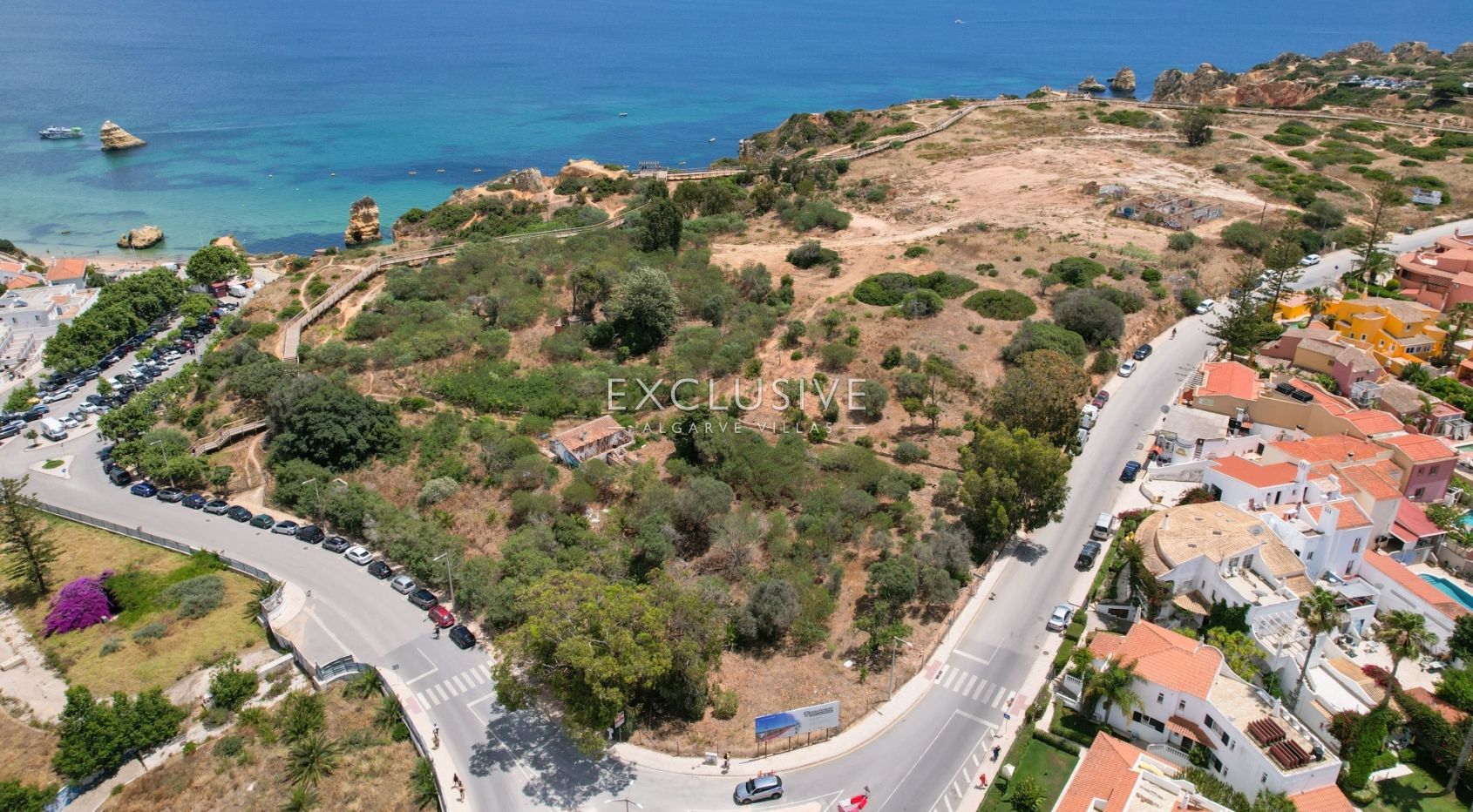 Waterfront plot of land with stunning views in Lagos, Algarve