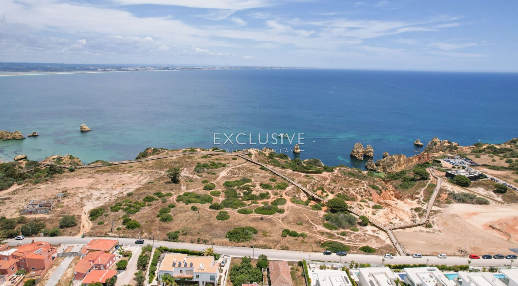 Waterfront plot of land with stunning views in Lagos, Algarve