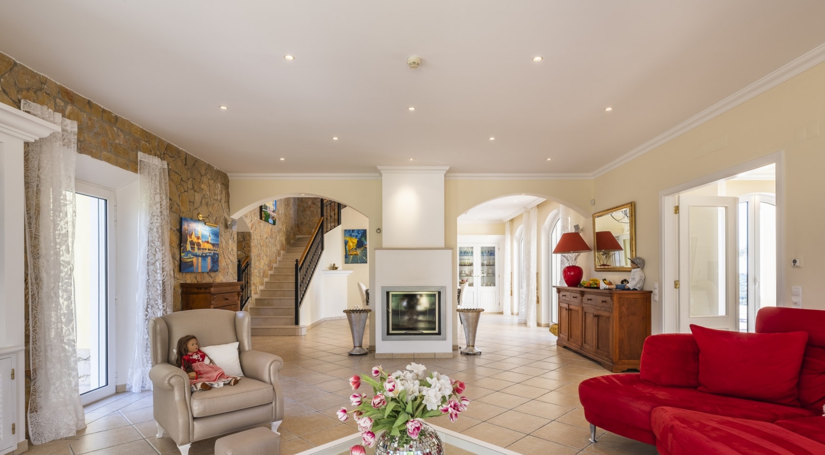 Luxuriöse 4-Schlafzimmer-Villa mit Panoramablick auf das Meer in der Nähe von Vilamoura