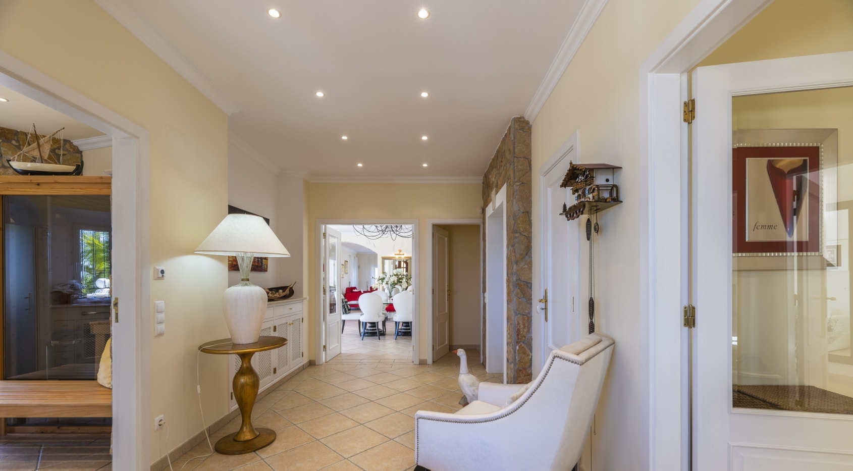 Luxuriöse 4-Schlafzimmer-Villa mit Panoramablick auf das Meer in der Nähe von Vilamoura