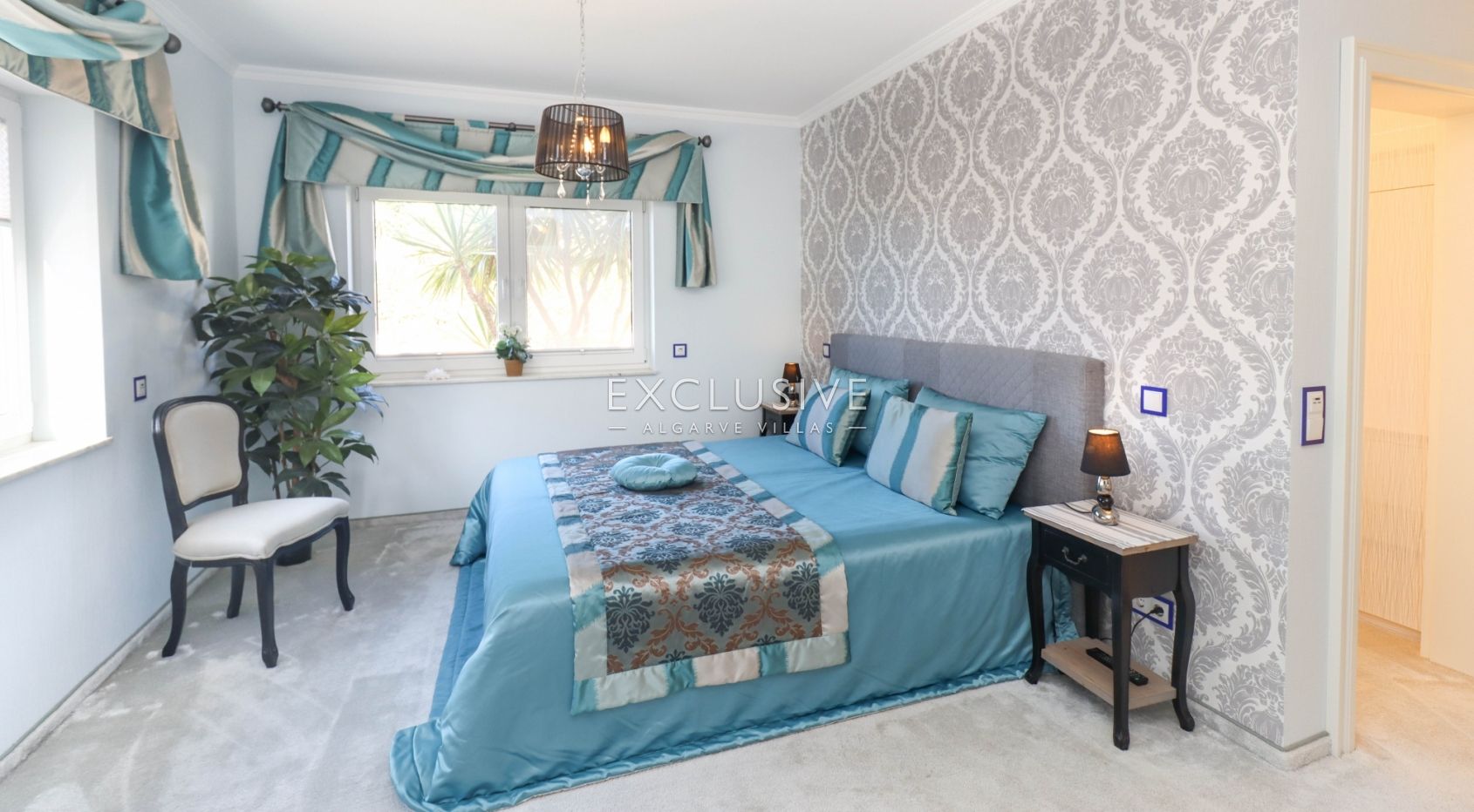 4 bedroom villa, 300 m from the beach, Albufeira