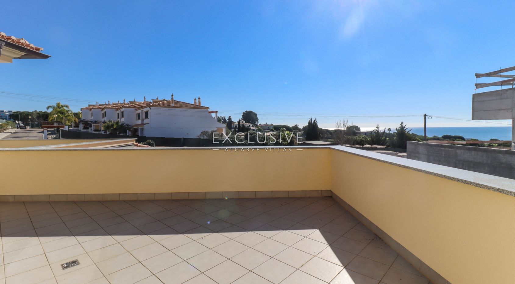 4 bedroom villa, 300 m from the beach, Albufeira