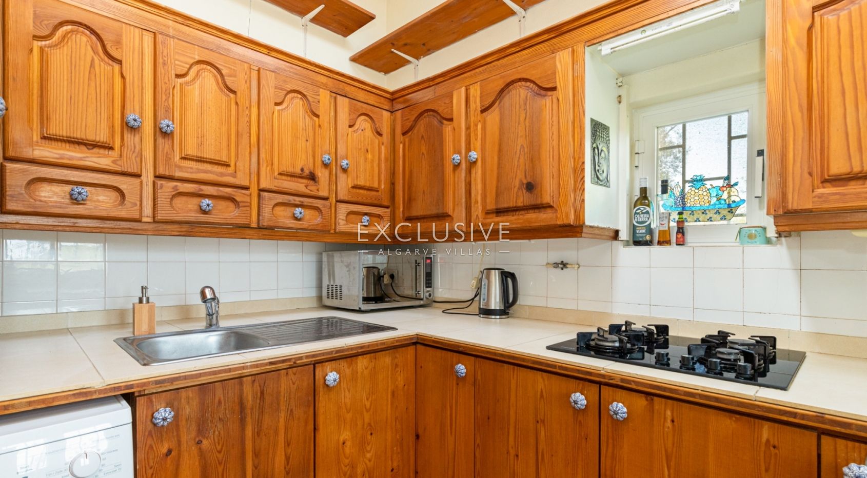 Fantastic plot with small house Portimao, Algarve