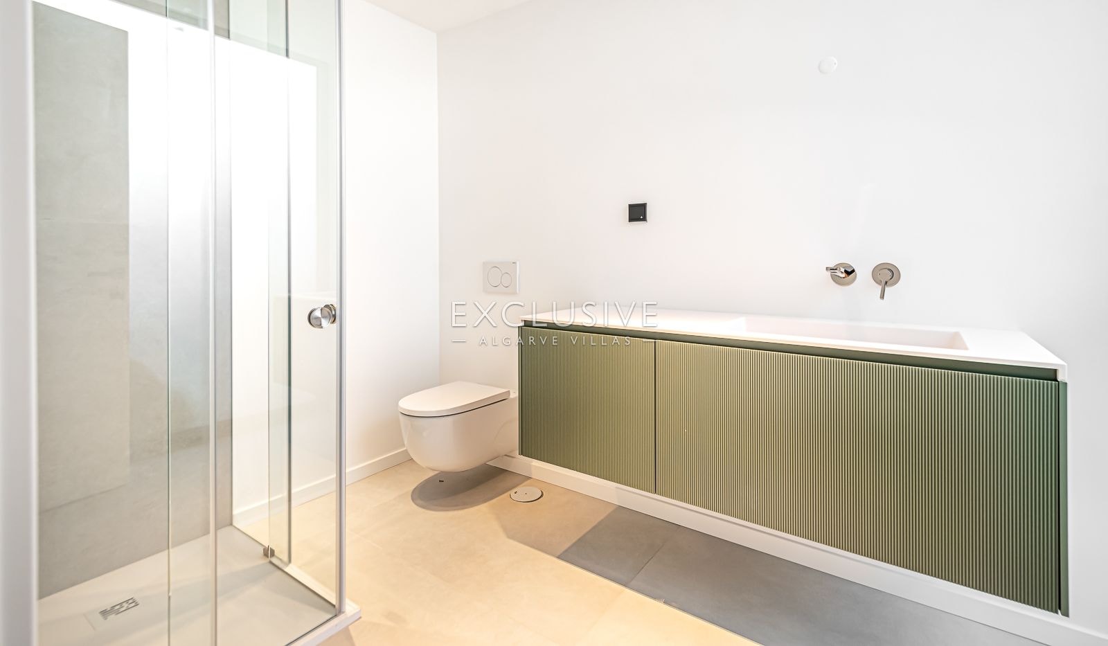 Buy 4 bedroom contemporary villa with pool and stunning sea views in Carvoeiro, Algarve