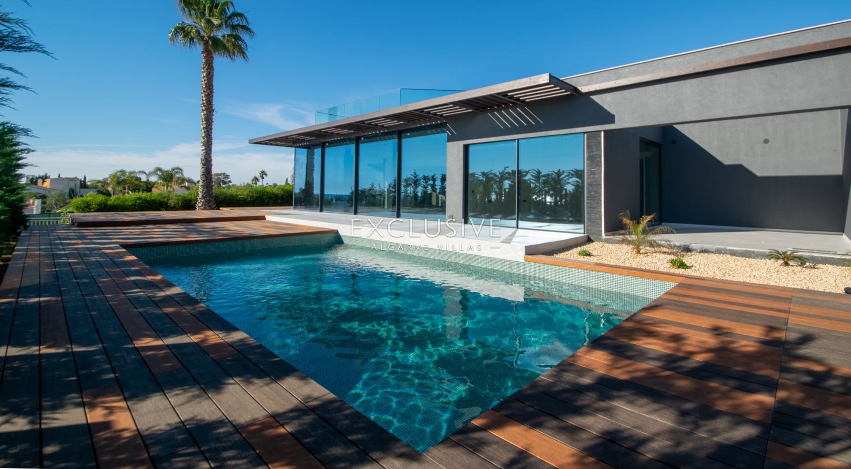 Buy 4 bedroom contemporary villa with pool and stunning sea views in Carvoeiro, Algarve