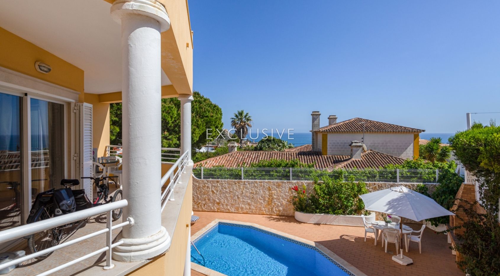 Amazing family villa in Luz with sea views Algarve