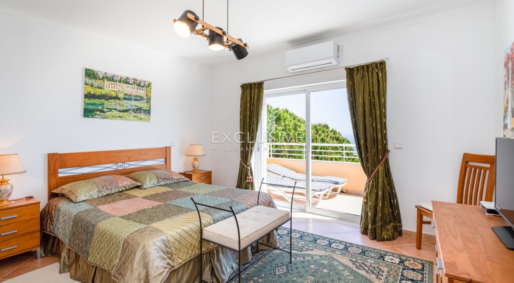 Amazing family villa in Luz with sea views Algarve