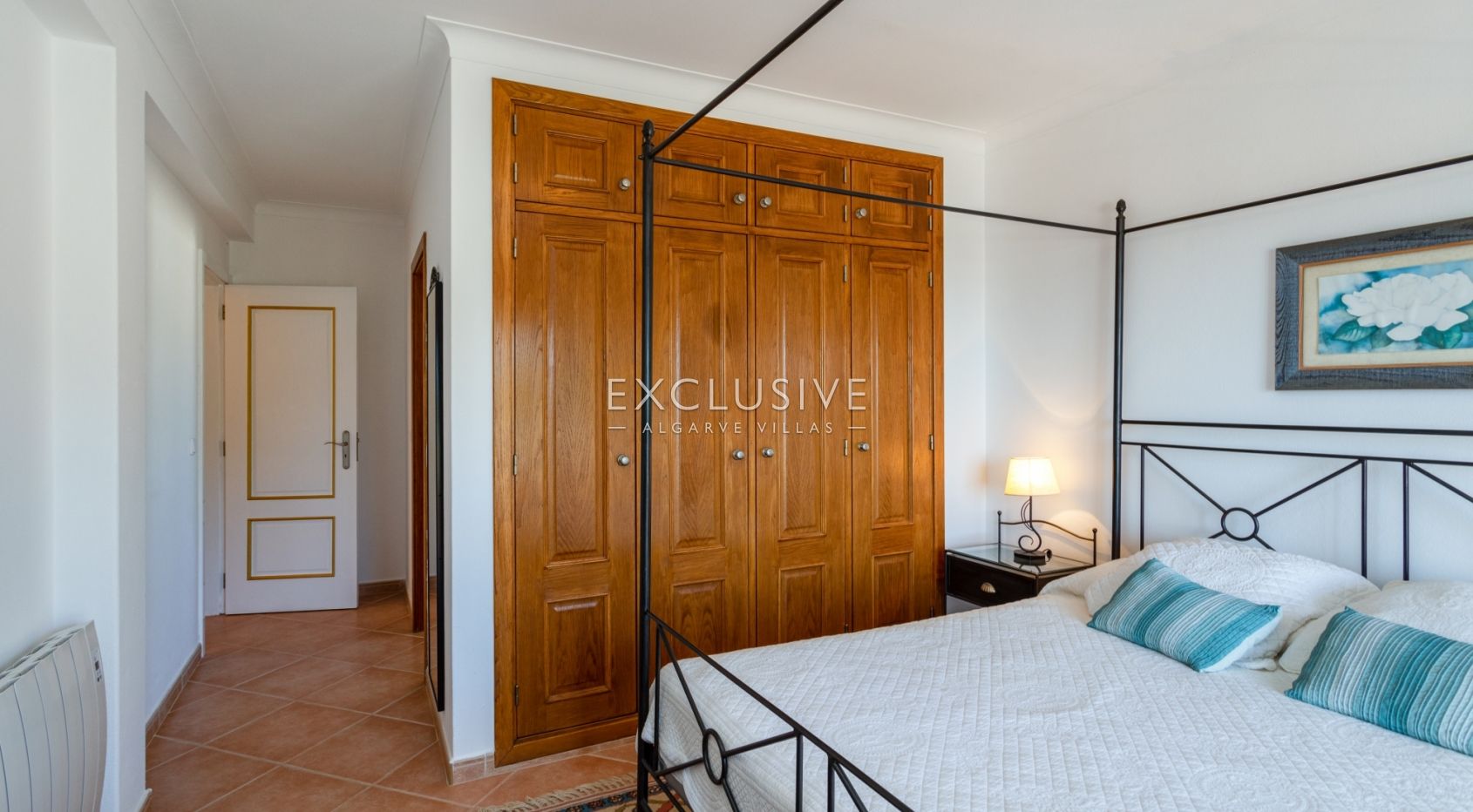 Amazing family villa in Luz with sea views Algarve