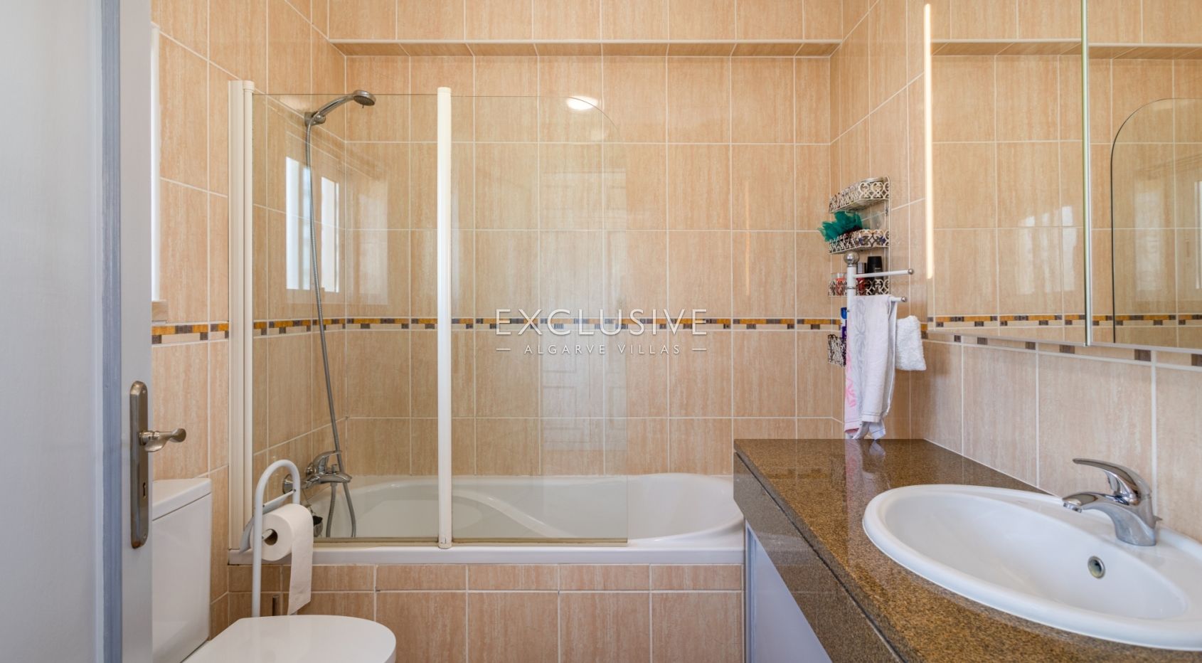 Amazing family villa in Luz with sea views Algarve