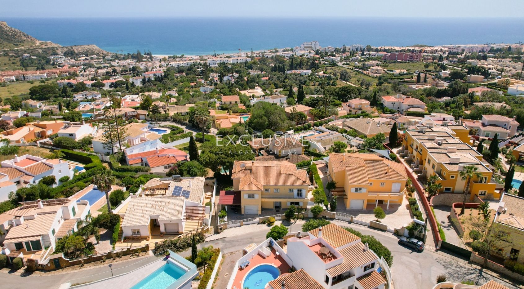 Amazing family villa in Luz with sea views Algarve