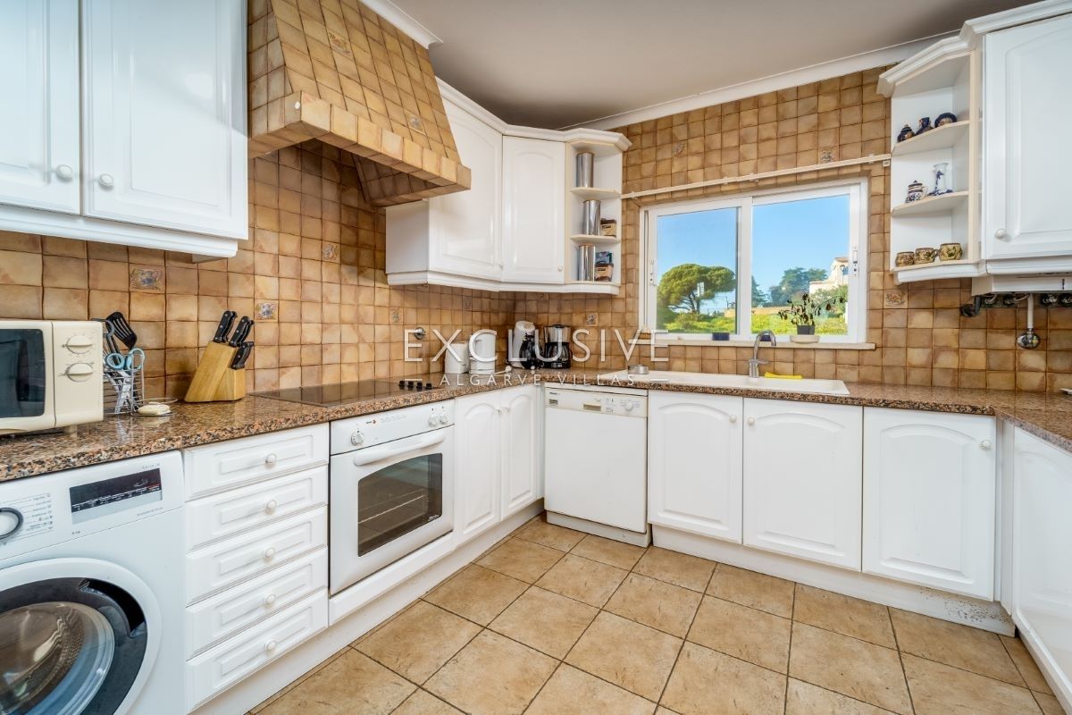 Wohnung mit herrlichem Meerblick, Gehentfernung zum Strand, in Lagos (Algarve)
