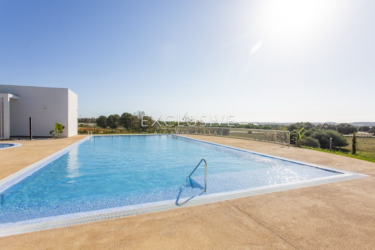 Stunning contemporary architect-designed attached villa Vilamoura, Algarve