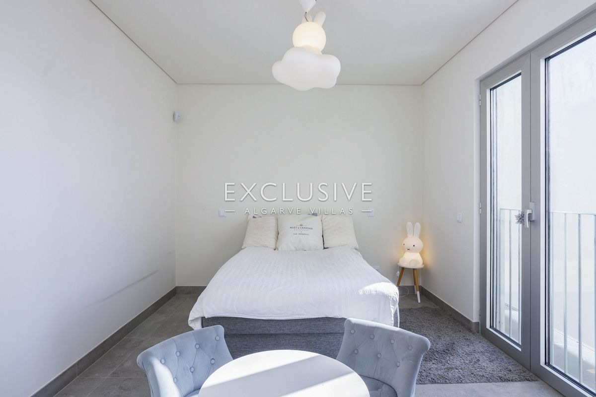 Stunning contemporary architect-designed attached villa Vilamoura, Algarve