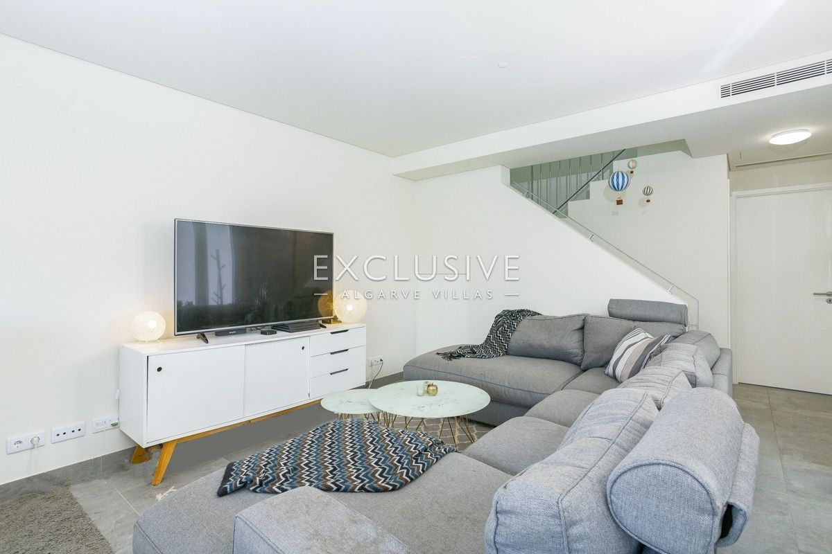 Stunning contemporary architect-designed attached villa Vilamoura, Algarve