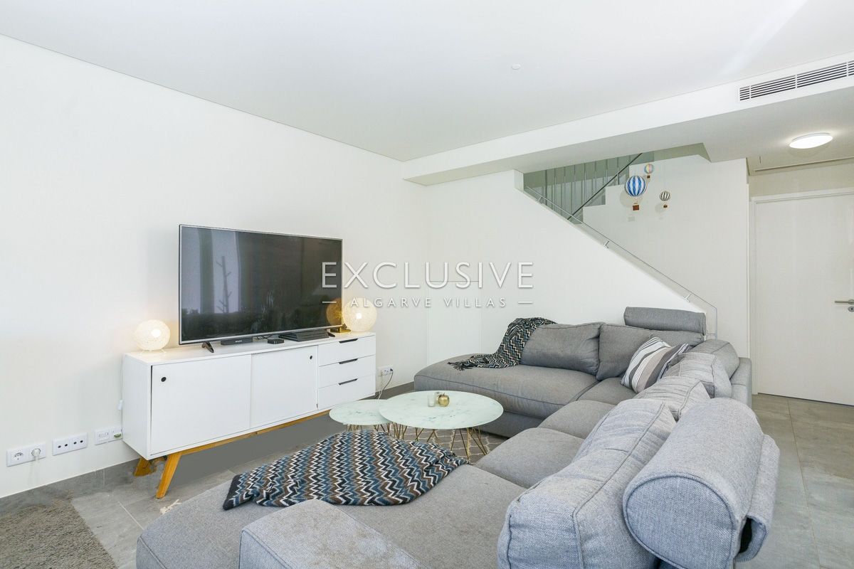 Stunning contemporary architect-designed attached villa Vilamoura, Algarve