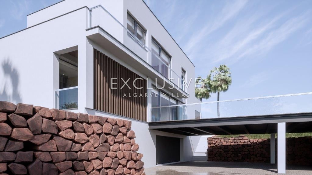 Spacious Modern villa on large grounds in Lagos (Algarve)