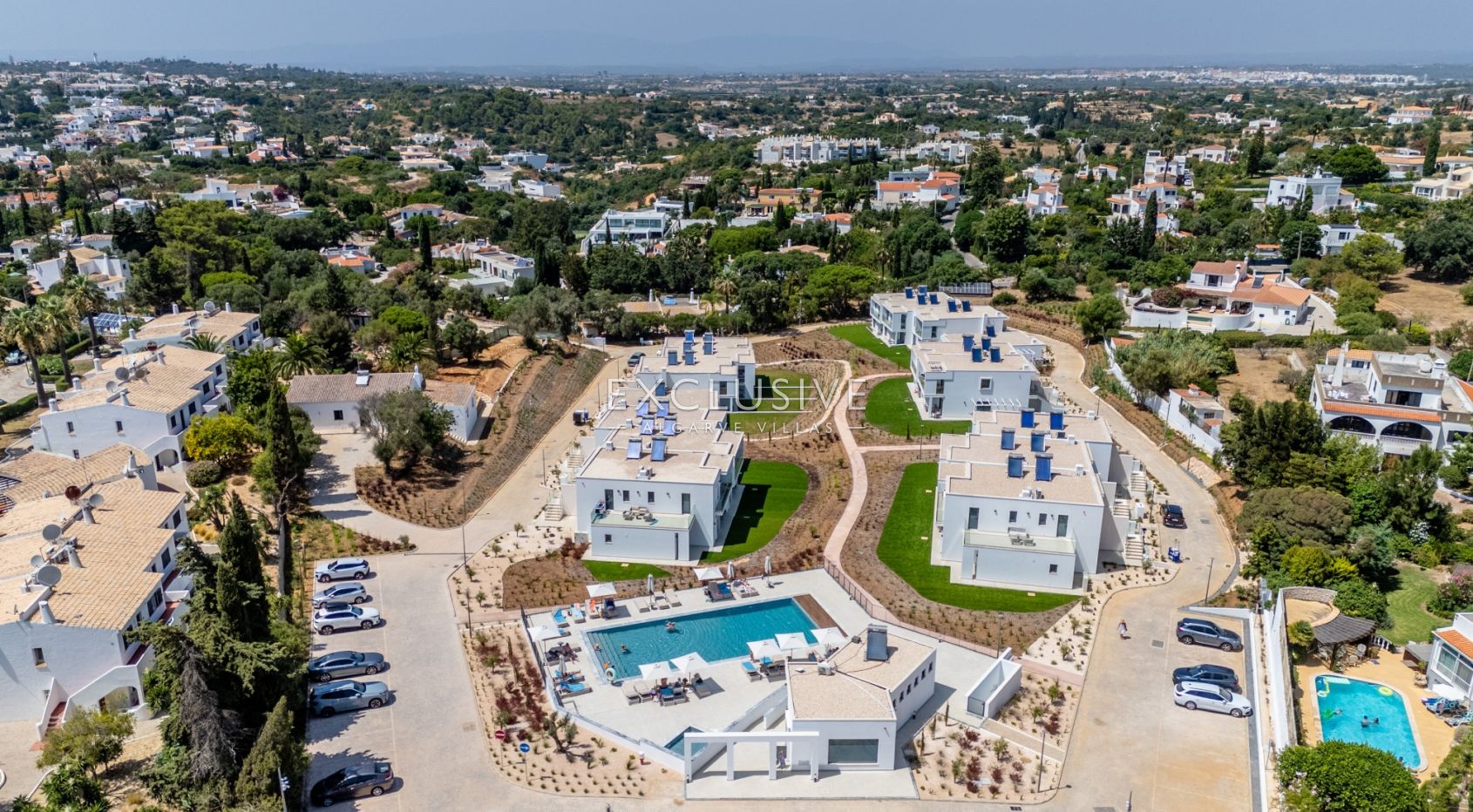 2 bedroom apartments in Carvoeiro centre near the beach, investment opportunity