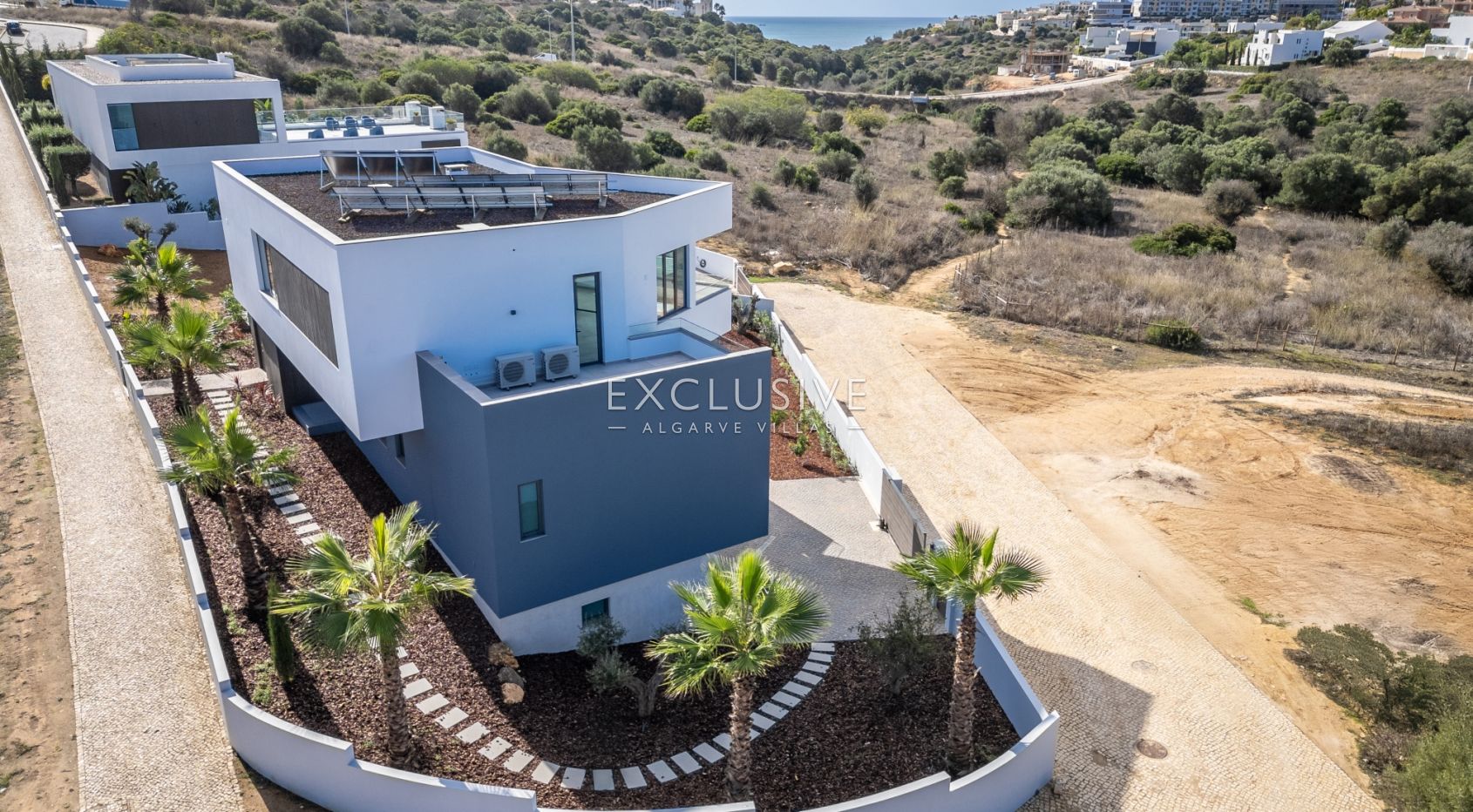 Villa moderne de 4 chambres avec vue imprenable à Lagos, Algarve