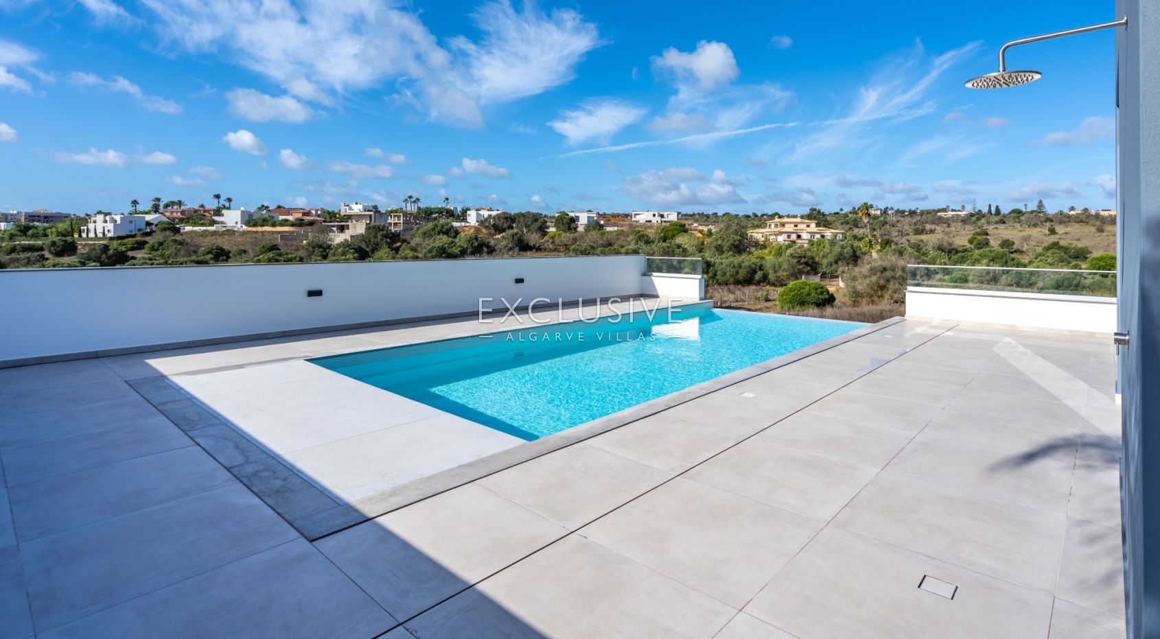 Villa moderne de 4 chambres avec vue imprenable à Lagos, Algarve