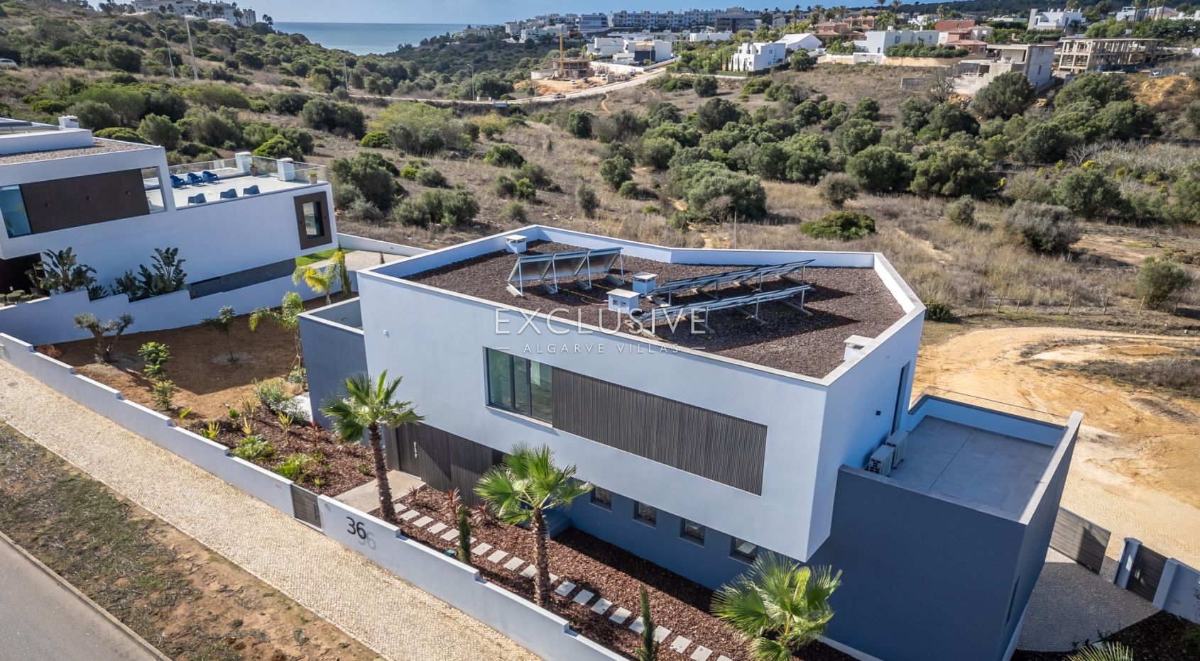 Villa moderne de 4 chambres avec vue imprenable à Lagos, Algarve